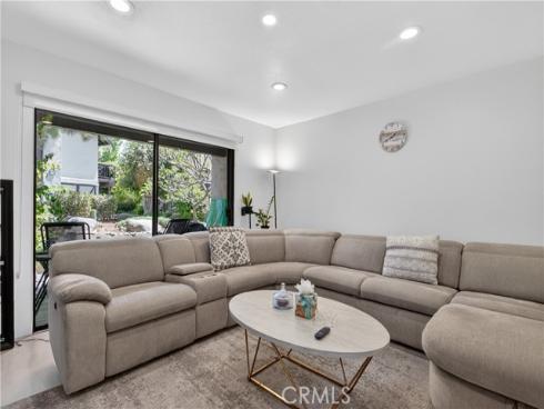 60  Orange Blossom  , Irvine, CA