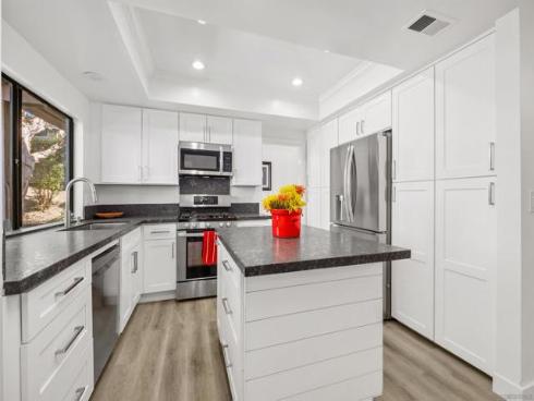 40  Canyon Ridge  3 , Irvine, CA