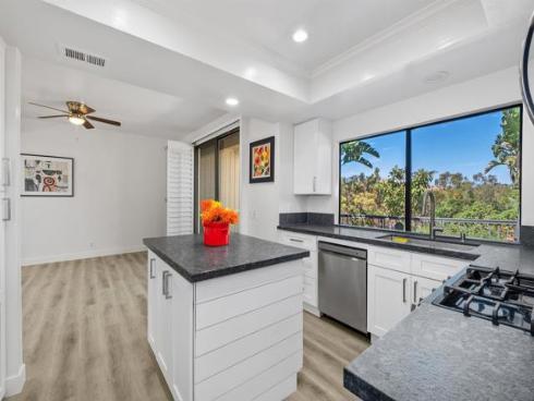 40  Canyon Ridge  3 , Irvine, CA