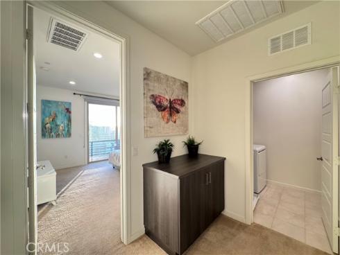 179  Cadence  , Irvine, CA