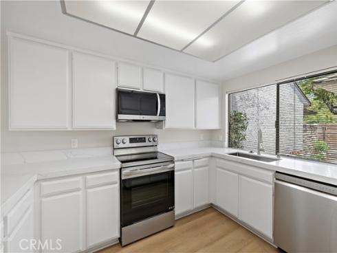17284 Citron , Irvine, CA