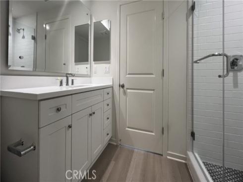 110  Sunnyside  , Irvine, CA