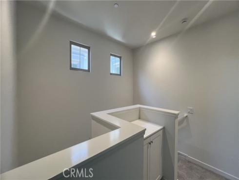 110  Sunnyside  , Irvine, CA