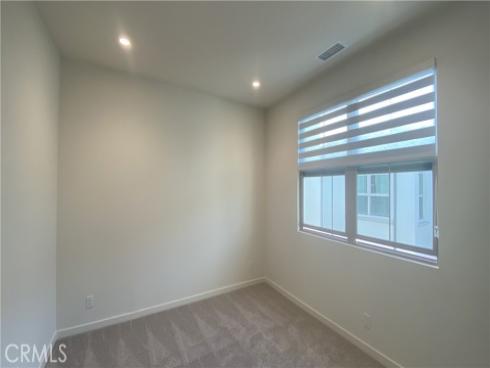 110  Sunnyside  , Irvine, CA