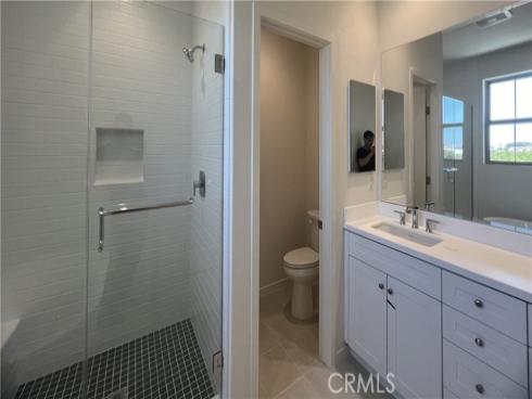 110  Sunnyside  , Irvine, CA