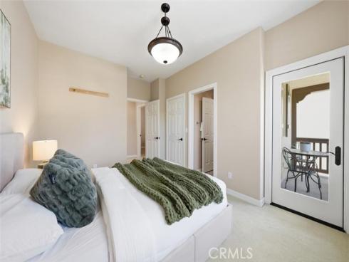 6  Versailles  , Irvine, CA