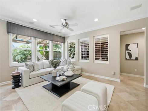 6  Versailles  , Irvine, CA