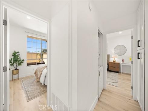 69  Alicante Aisle  , Irvine, CA