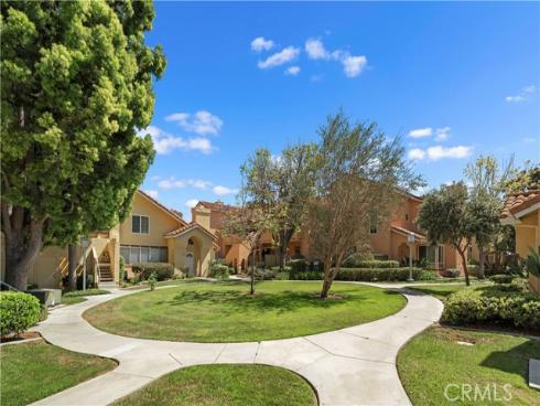 69  Alicante Aisle  , Irvine, CA