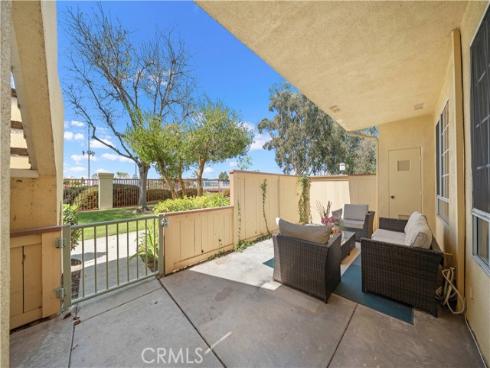 69  Alicante Aisle  , Irvine, CA