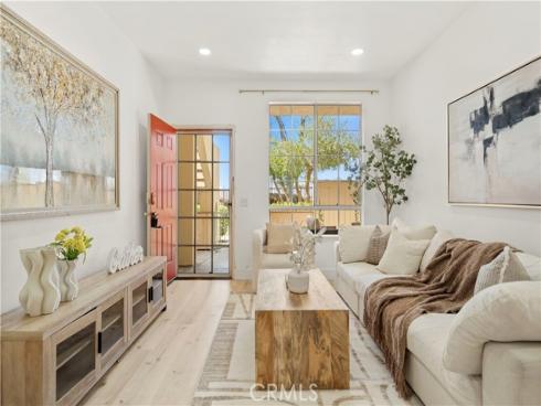 69  Alicante Aisle  , Irvine, CA