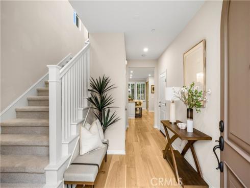 40  Bianco  , Irvine, CA