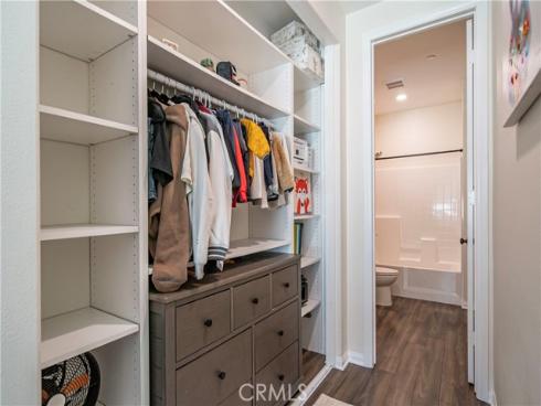 135  Neptune  , Irvine, CA