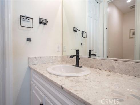 135  Neptune  , Irvine, CA