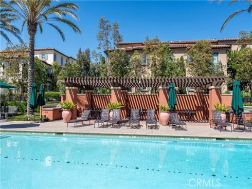 135  Neptune  , Irvine, CA