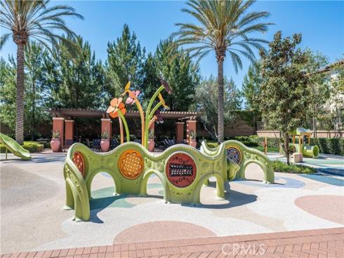 135  Neptune  , Irvine, CA