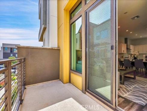 168  Sawbuck  , Irvine, CA