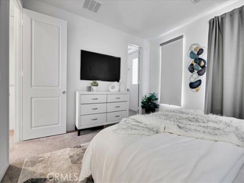 168  Sawbuck  , Irvine, CA