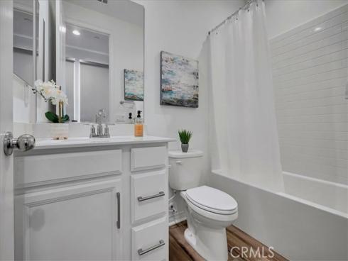 168  Sawbuck  , Irvine, CA