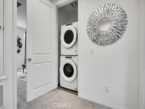 168  Sawbuck  , Irvine, CA