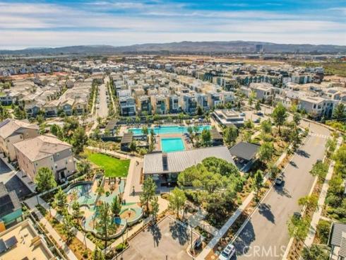 168  Sawbuck  , Irvine, CA