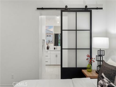 120  Frame  , Irvine, CA