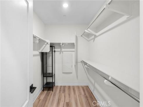 120  Frame  , Irvine, CA