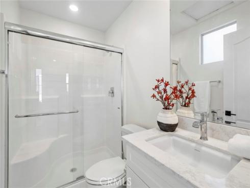 120  Frame  , Irvine, CA