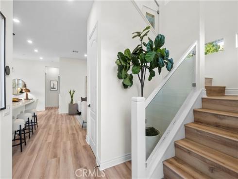 120  Frame  , Irvine, CA