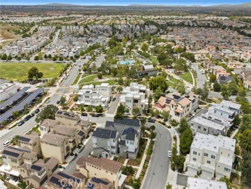 120  Frame  , Irvine, CA