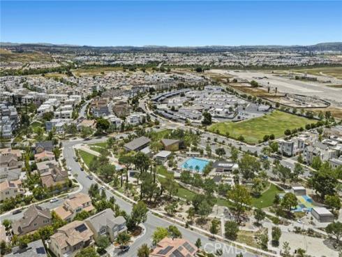 120  Frame  , Irvine, CA