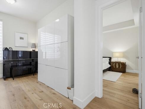 587  Rockefeller  , Irvine, CA