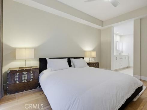 587  Rockefeller  , Irvine, CA