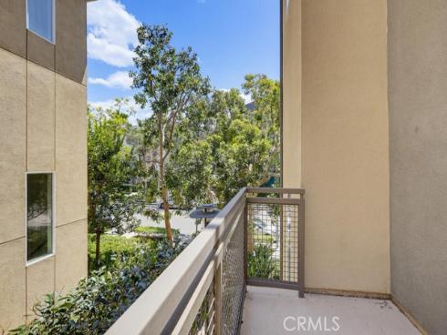 587  Rockefeller  , Irvine, CA