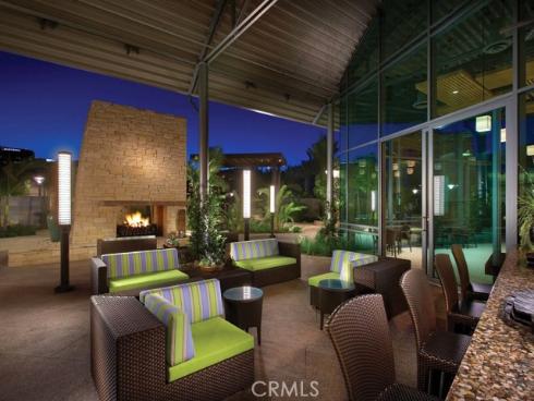 587  Rockefeller  , Irvine, CA