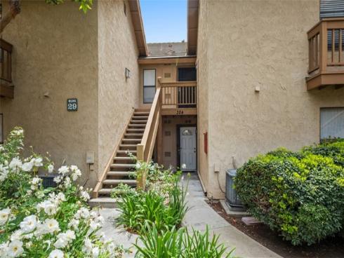 324  Tangelo  325 , Irvine, CA