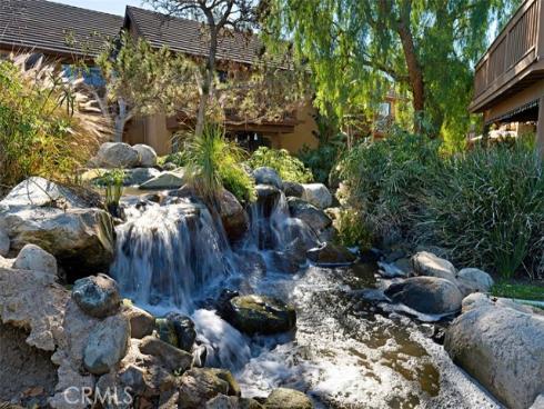 324  Tangelo  325 , Irvine, CA