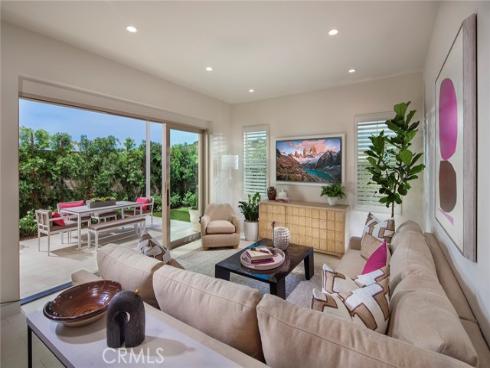 205  Birdseye  , Irvine, CA