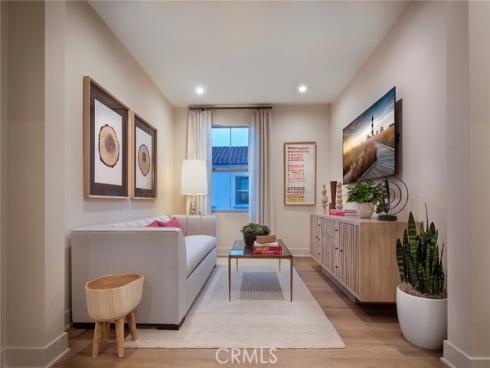 205  Birdseye  , Irvine, CA