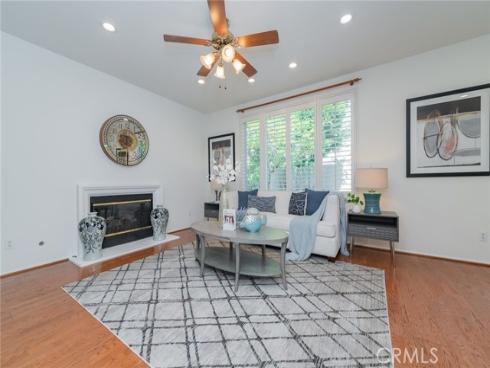 25  Washington  , Irvine, CA