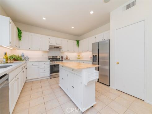 25  Washington  , Irvine, CA