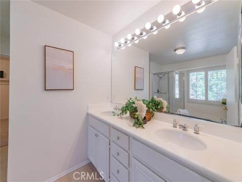 25  Washington  , Irvine, CA