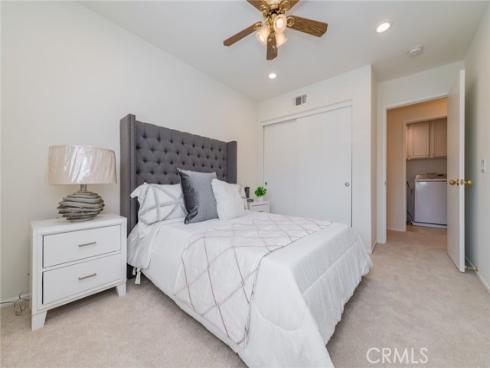 25  Washington  , Irvine, CA