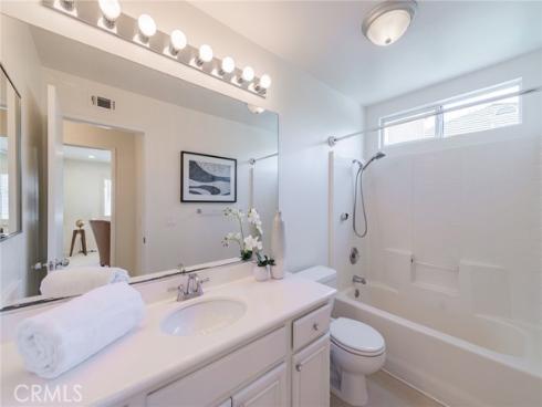 25  Washington  , Irvine, CA