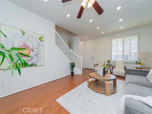 25  Washington  , Irvine, CA