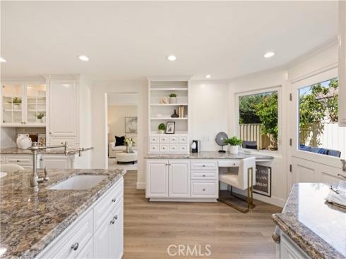 9  Chattanooga  , Irvine, CA