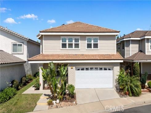 9  Chattanooga  , Irvine, CA