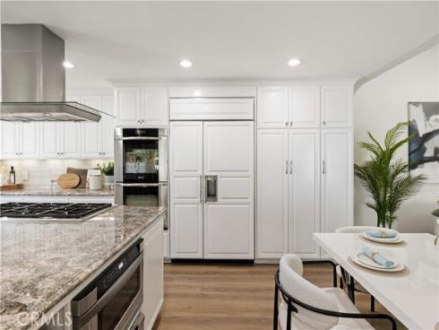 9  Chattanooga  , Irvine, CA