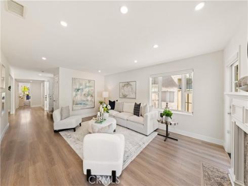 9  Chattanooga  , Irvine, CA