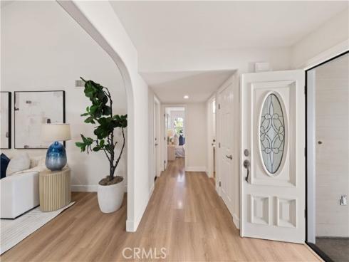 9  Chattanooga  , Irvine, CA